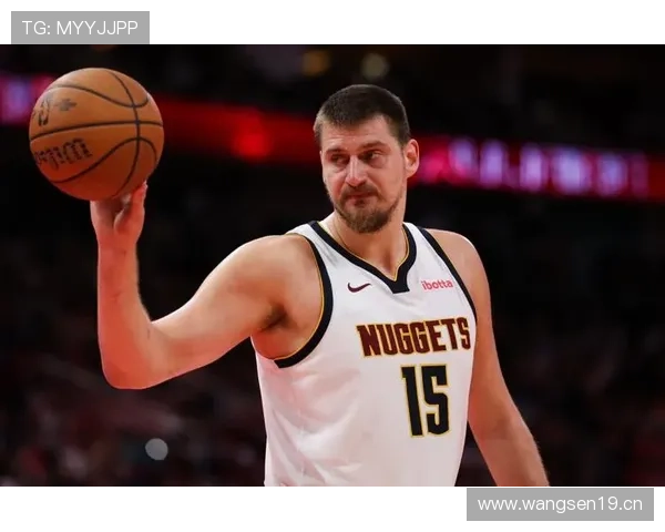 邓肯低位单打稳定攻框更胜约基奇组织牵制